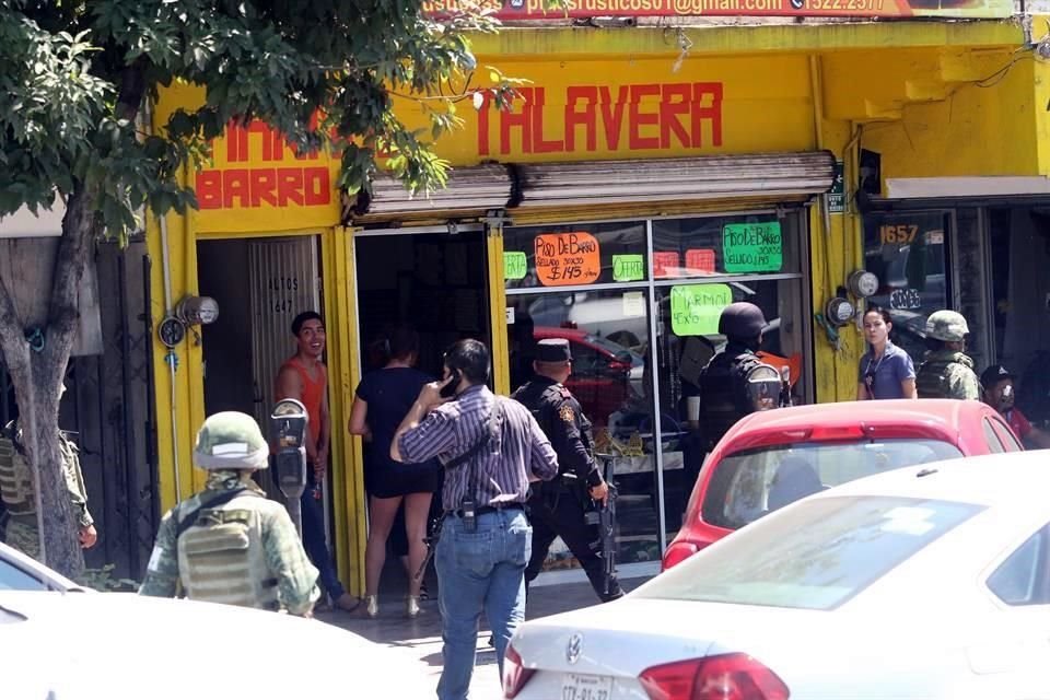 La movilización se registró cerca de las 11:30 horas sobre la Calzada Madero y J. G. Leal.