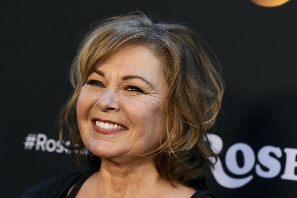 Barr protagoniza la serie 'Roseanne'.