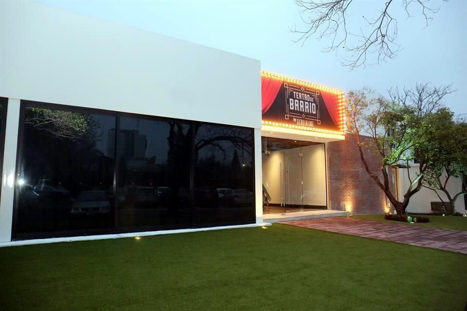 Inauguración de Teatro del Barrio by Sierra Madre