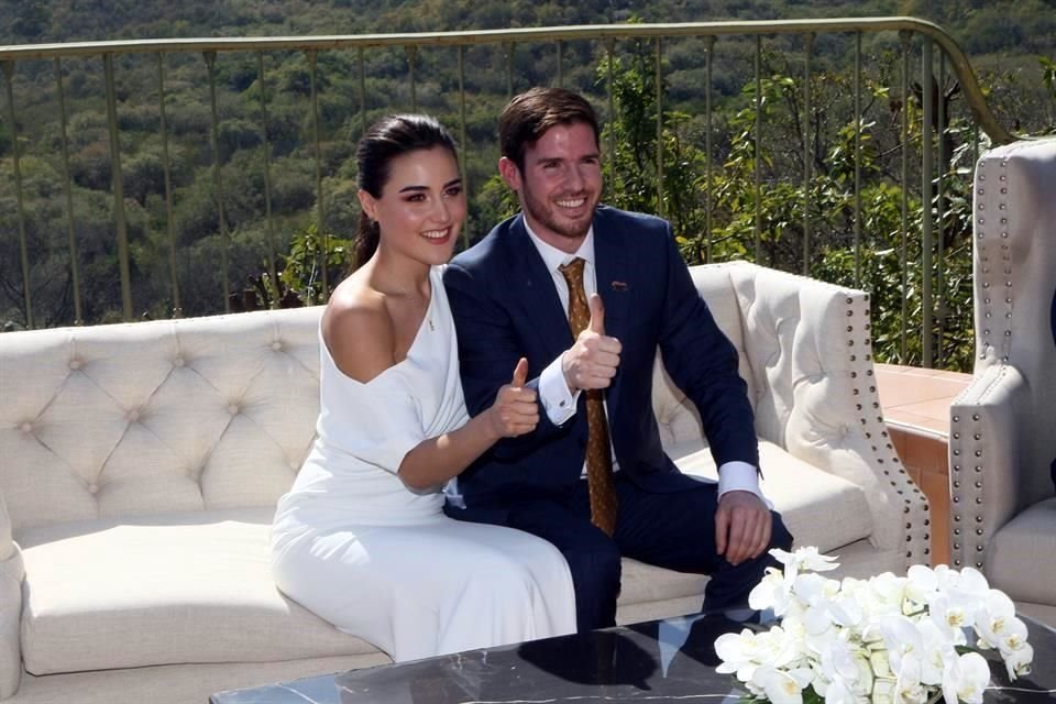 Roberta Treviño Cantú y Adrián Virigilio Garza Guajardo