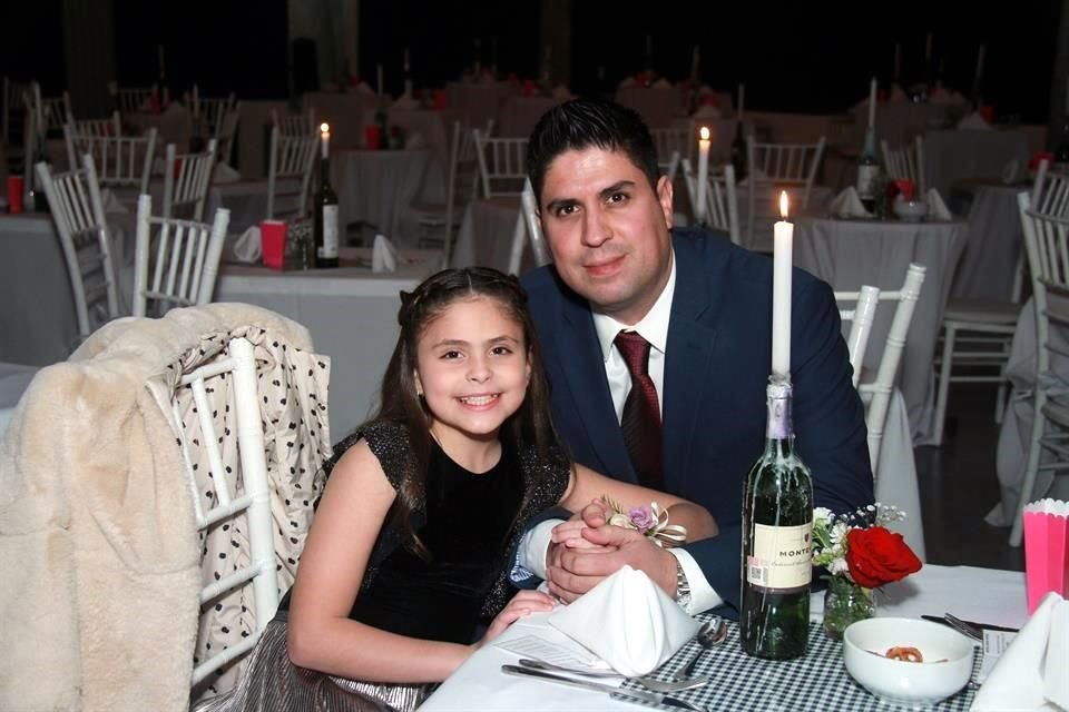 Regina María Hernández y Raúl Hernández