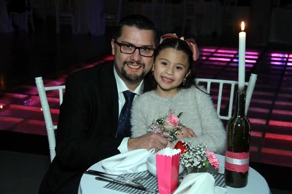 René Sáenz y Romina Sáenz