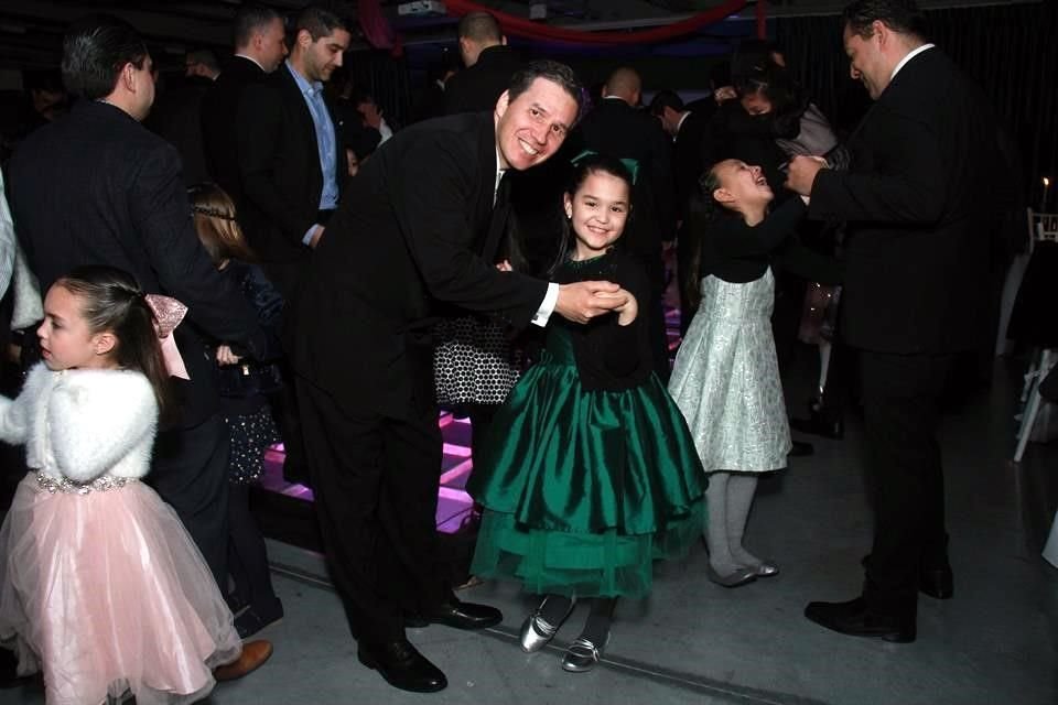 Benjamín de la Garza Cañamar y Catalina de la Garza García