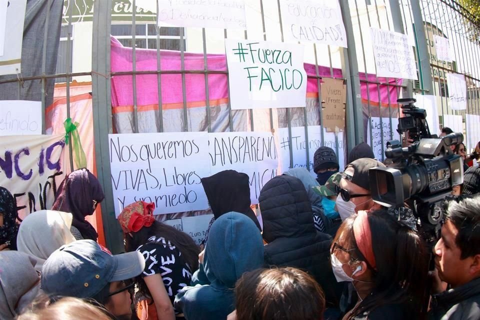 Tras el hecho, los manifestantes pidieron tomar medidas para evitar casos de acoso o abuso sexual.