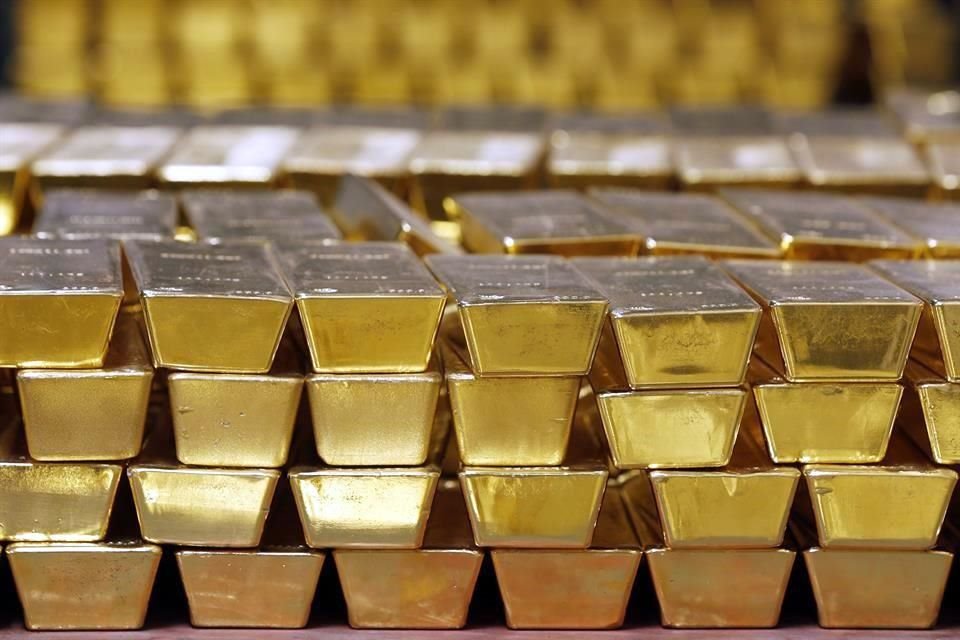 El precio del oro está a solo 32 dólares de su máximo histórico.