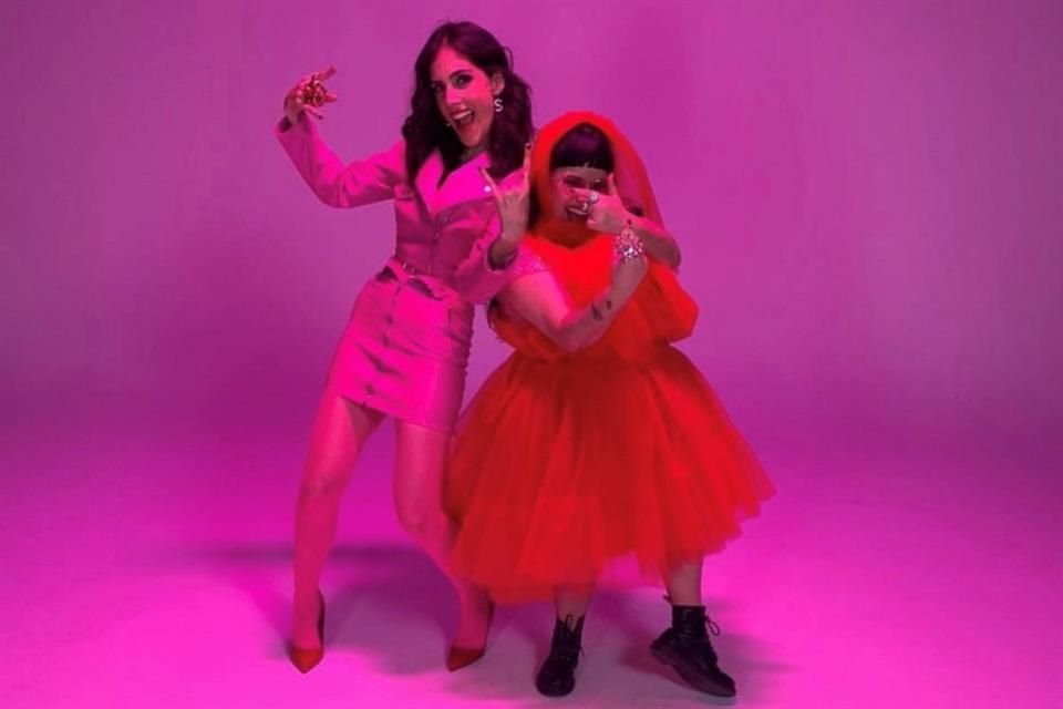 Este viernes saldrá el tema más reciente de Sandra Echeverría que preparó junto a Amandititita.