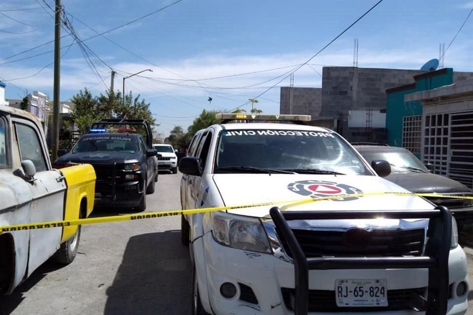 La Policía Municipal y Protección Civil fueron alertados de un ataque a balazos y que dos personas habían quedado tiradas en ese lugar.