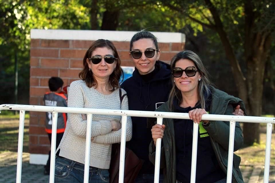 Susel Édgar, Marisol Olivares de Salame  y Laura Reza