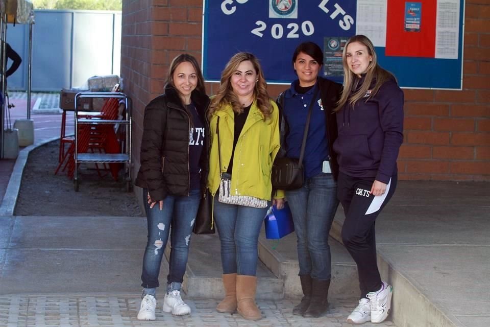 Érika Graciano, Yara Torres de Zambrano, Aída Lizárraga de Jiménez  y Daniela Garza