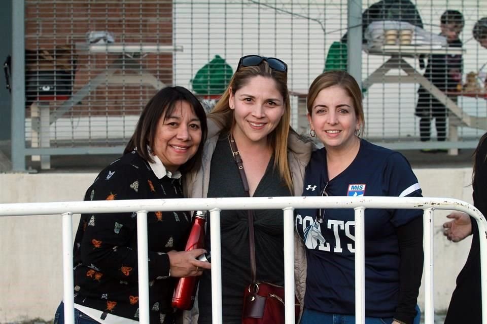 Lina Muñoz, Cynthia Barragán y Mariana Hinojosa