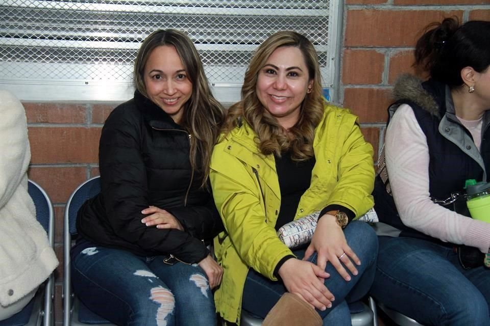 Érika Graciano y Yara Torres de Zambrano