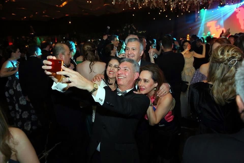Patricia de Villarreal, Adrián Villarreal, Claudia Díaz y Hugo Díaz