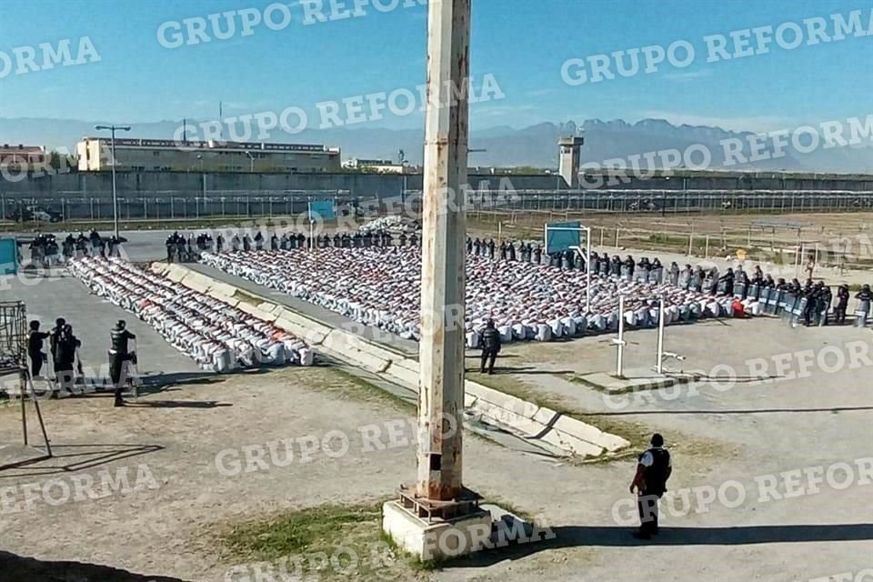 El movimiento en los penales inició desde la madrugada.
