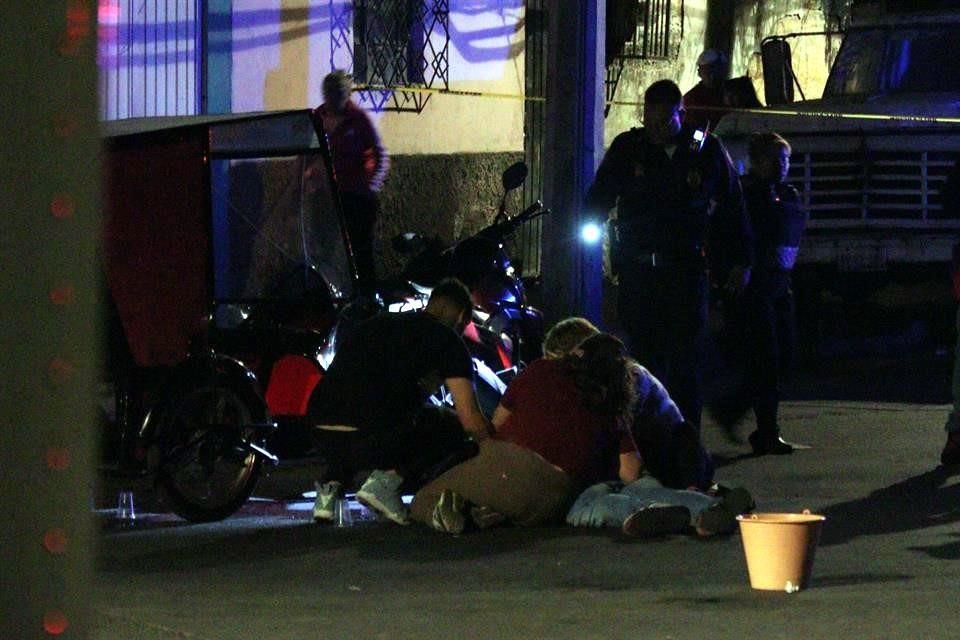 Un vecino del Barrio Coltongo fue asesinado a balazos esta noche en Mártires de Jalapa y Miguel Hidalgo.