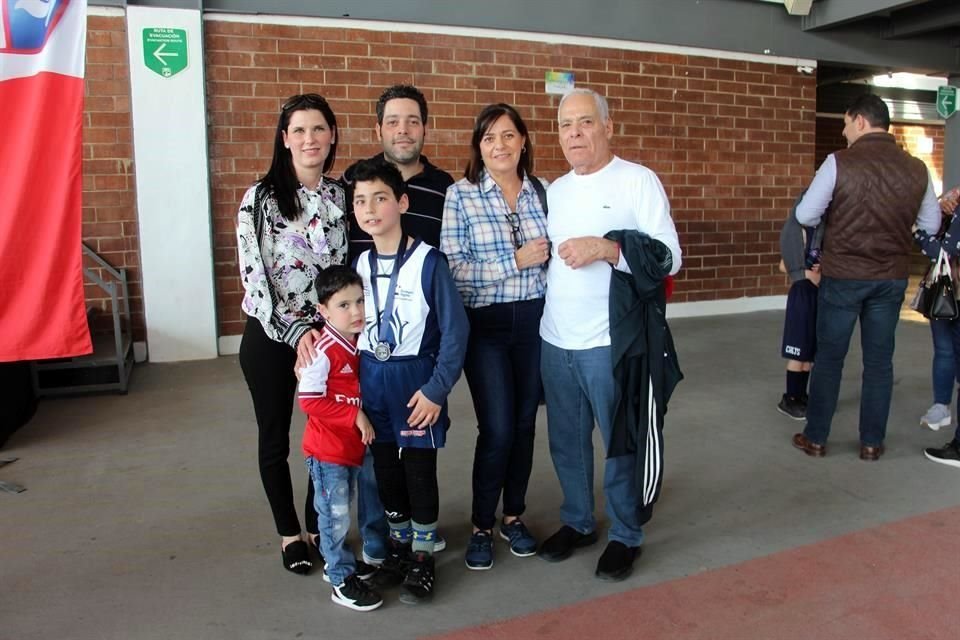 Mónica Garza de Garza, Eduardo Garza Cavazos, Norma Cavazos de Garza, Francisco Garza Garza, Eduardo Garza Garza y Matías Garza Garza