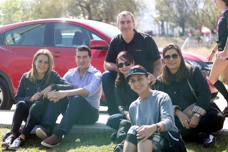 Pily de Obando, Ricardo Canavati, Juan Hoyt, Cristina Gómez de Hoyt, Maru Rodríguez y Claudia Benítez