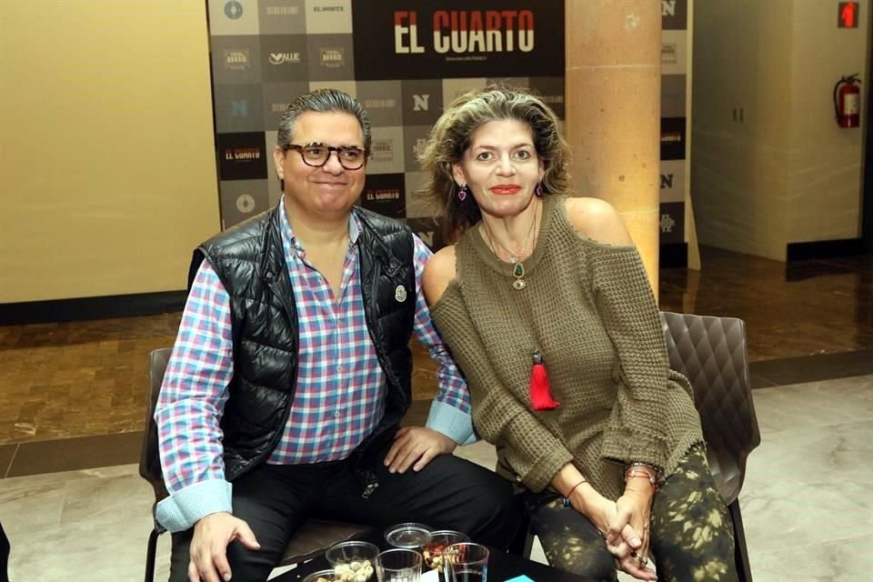Edmundo Rodríguez y Erika González Brunell