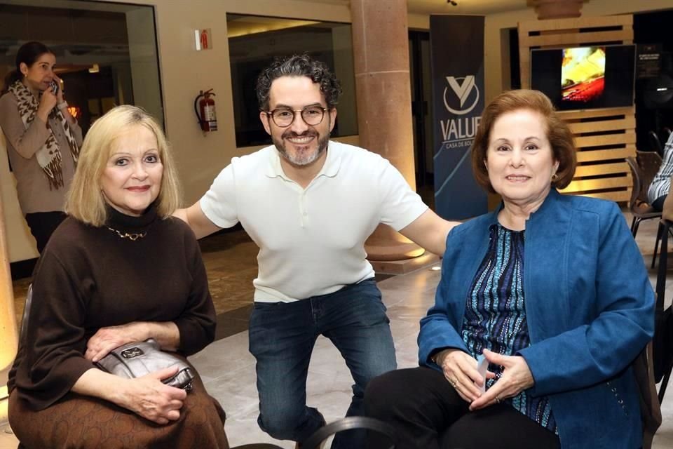 Katy Eldridge Madero Luis Guajardo y Lorena Coindreau