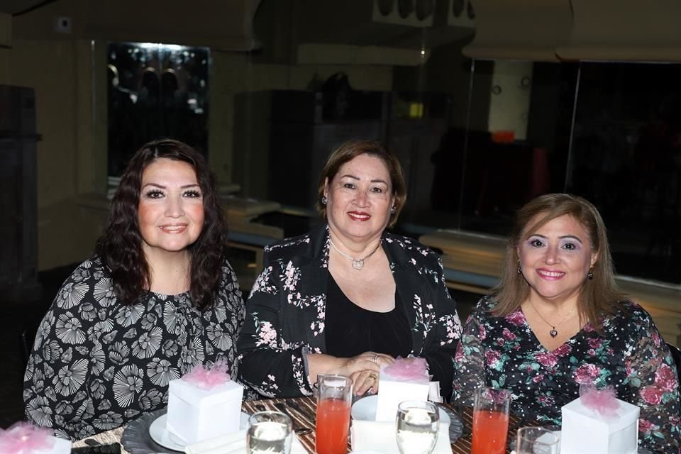 Elsa Aguillón, Rosy González y Martha Candelaria Abrego