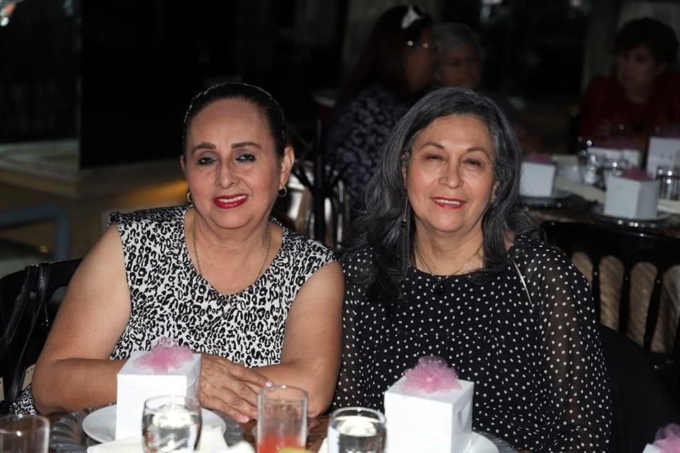 Lupita Cantú y Sofía Olvera