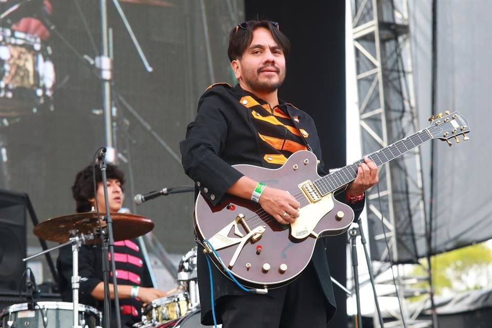 La banda inició su presentación a las 16:30 horas.