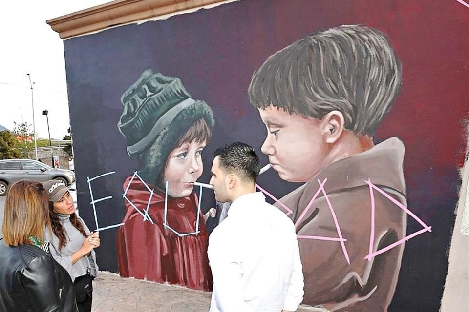 El mural se ubica en el cruce de las Avenidas Constitución y Padre Mier, en una pared de la Línea 3 del Metro.