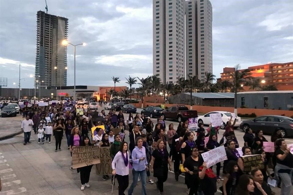 Las mujeres partieron desde Plaza Dorada, en Boca del Río, Veracruz.