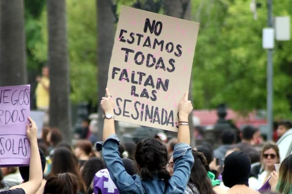 Mujeres de distintos contextos e ideologías se reunieron para exigir una misma cosa: un alto a la violencia.