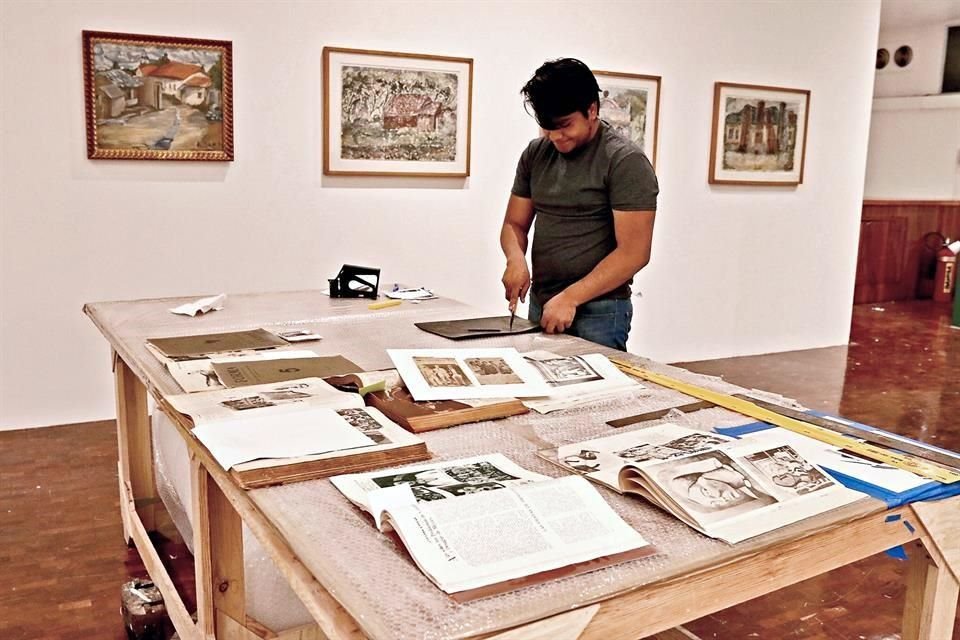 El recinto presenta una muestra con obras de los estudiantes de dicha escuela durante el periodo 1928 a 1932