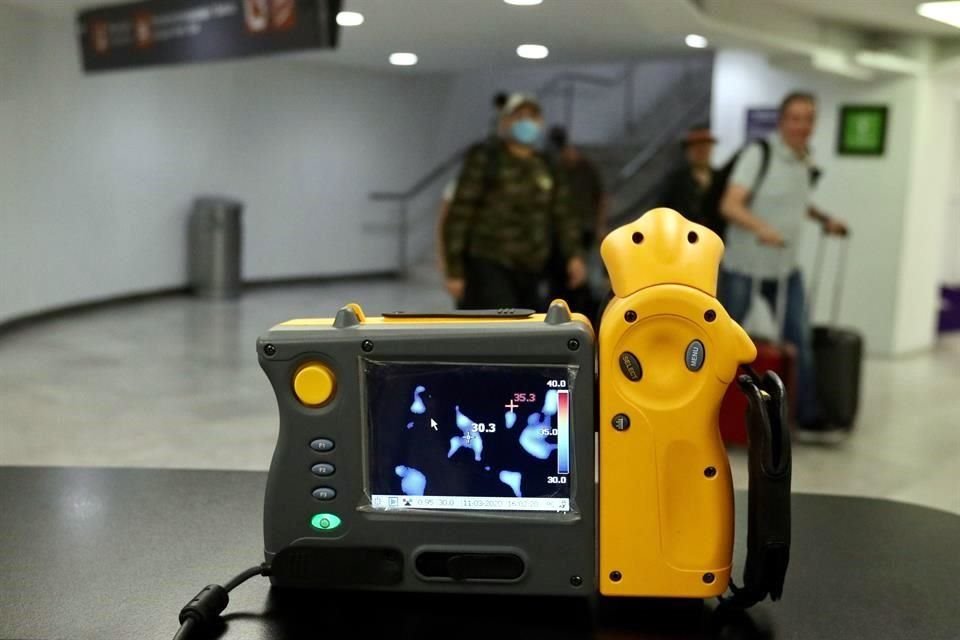 El Covid-19 ha afectado la operación del AICM.