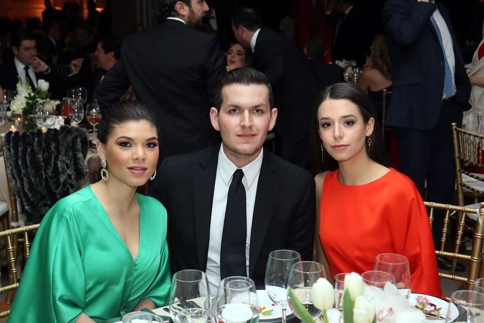 Denisse Cavazos, Gerardo Lomelí y María Andrea Alexander