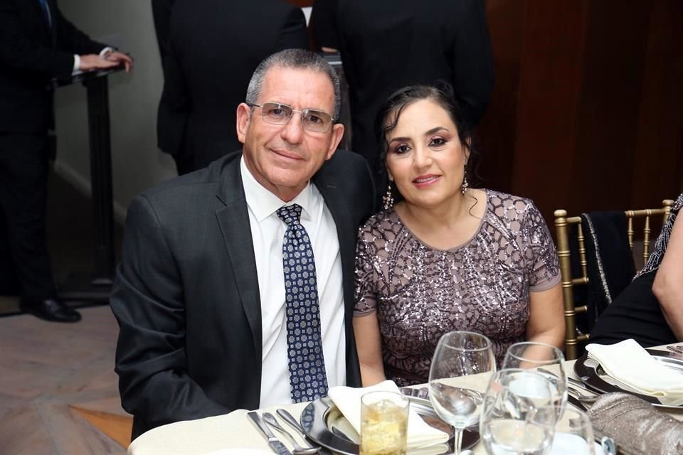 Gastón Zertuche y Lorena de la Fuente