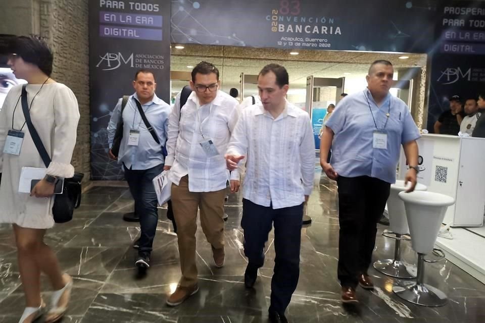 'Hay que actuar de manera cuidadosa y no precipitada', expresó el Secretario de Hacienda en el marco de la 83 Convención Bancaria.