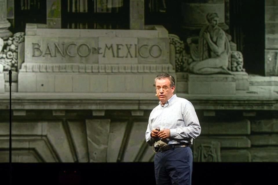 Alejandro Díaz de León, Gobernador del Banxico.