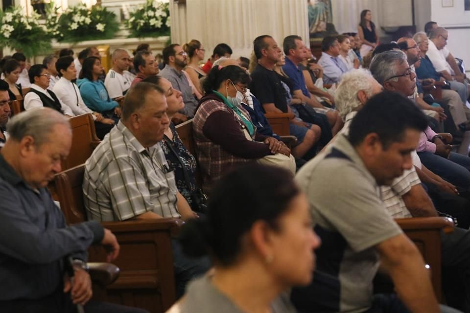 Otra de las medidas será aumentar el número de misas, para reducir las concentraciones masivas.