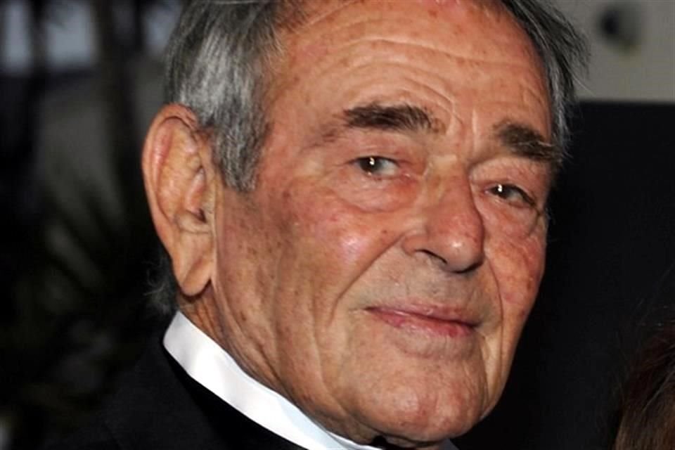 Stuart Whitman murió a la edad de 92 años.