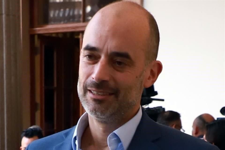 Miguel Treviño, Alcalde de San Pedro.