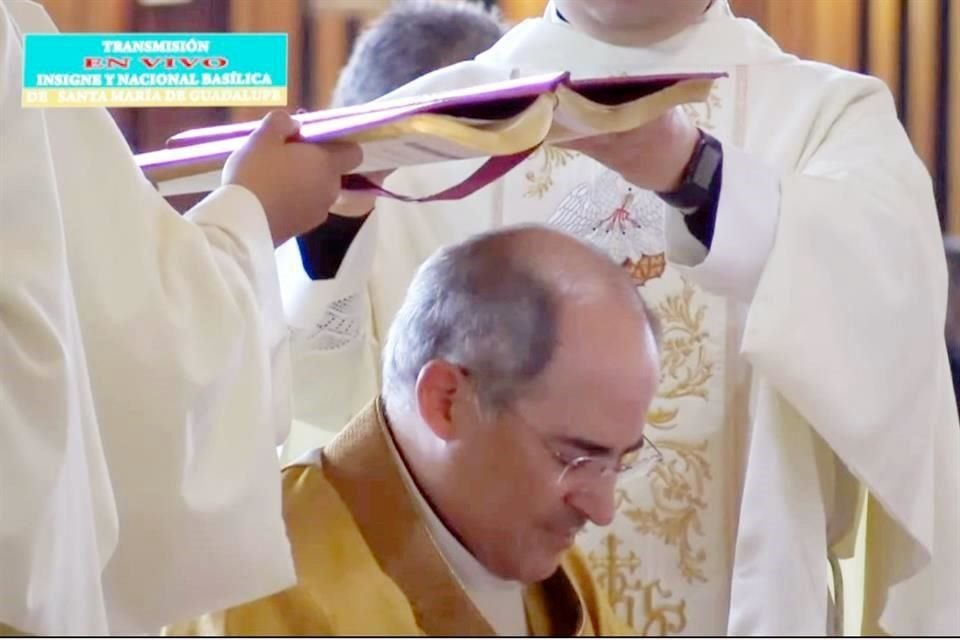 La ceremonia fue transmitida en vivo por redes sociales.