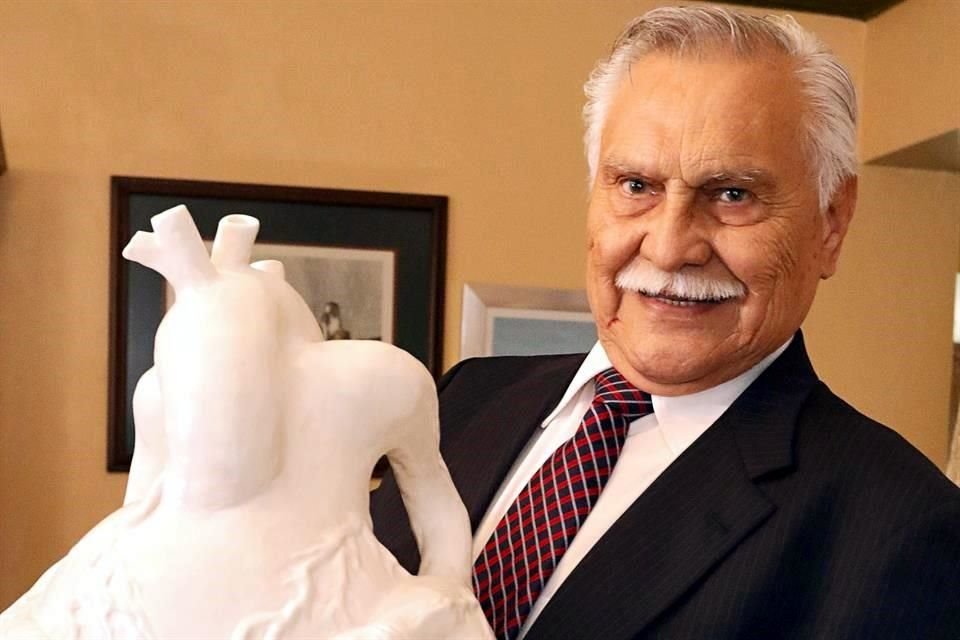 'Soy cirujano de corazón y de corazón cirujano', dice de su profesión el Dr. Humberto Rodríguez, pionero de la especialidad en el norte.