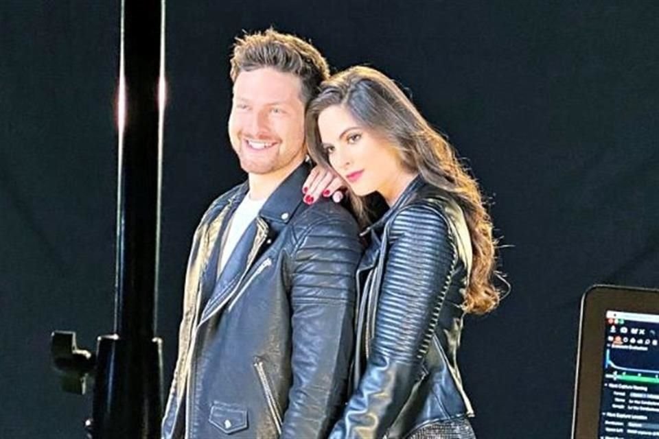 Eddy Vilard y Sofía Aragón son los nuevos conductores del reality 'La Voz', que pospuso su estreno en México.
