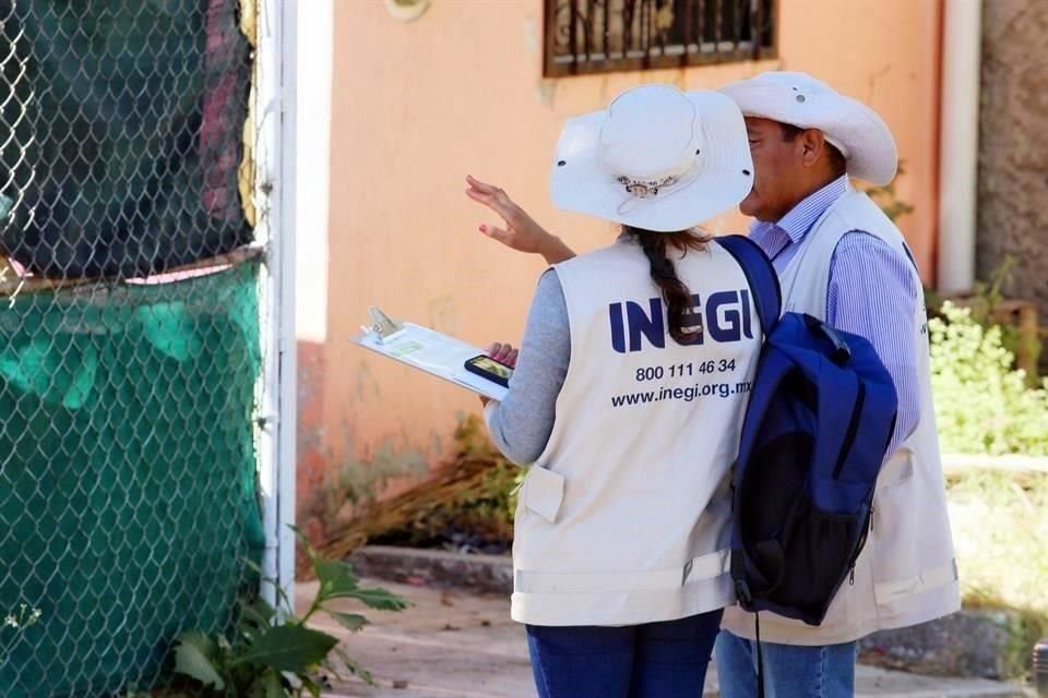 Al menos una chica más ha sufrido las insinuaciones de Barrón Martínez, en lo que califican como un escenario de abuso de poder, por ser él el jefe de sus supervisores.