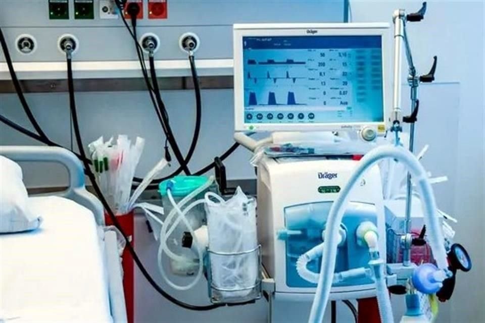El sistema de salud público en Jalisco tiene disponibles 368 ventiladores para enfrentar los casos graves de la enfermedad Covid-19. 