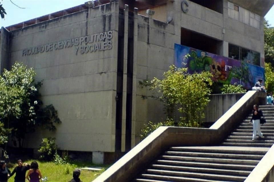 El grupo Mujeres Organizadas de la FCPyS inhabilitaron la página oficial.