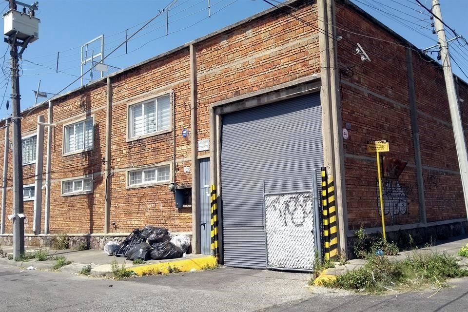 La empresa Hisa Farmacéutica SA de CV tenía su domicilio en la Calle Tabachín 1130, en la Colonia del Fresno.