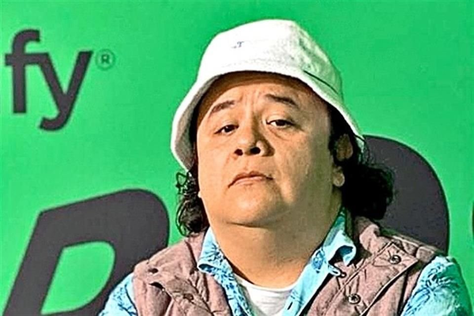 El standupero 'El Tío Rober' escribió y protagonizó la cinta 'Ok, Está Bien', que todavía no puede estrenar en el País.