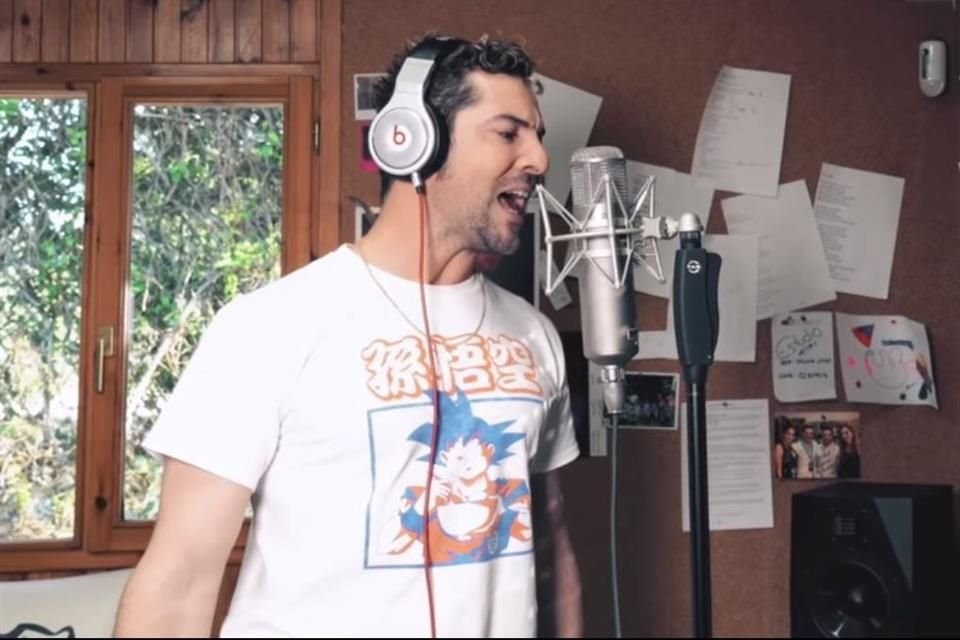 David Bisbal es una de las estrellas que participan en esta nueva versión de 'Resistiré'.