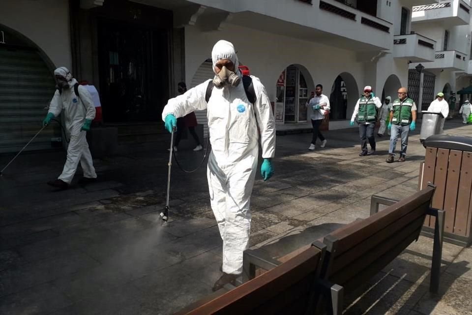 La Avenida Presidente Masaryk, en Polanco, fue sanitizada como una medida de prevención ante el Covid-19, en Miguel Hidalgo.