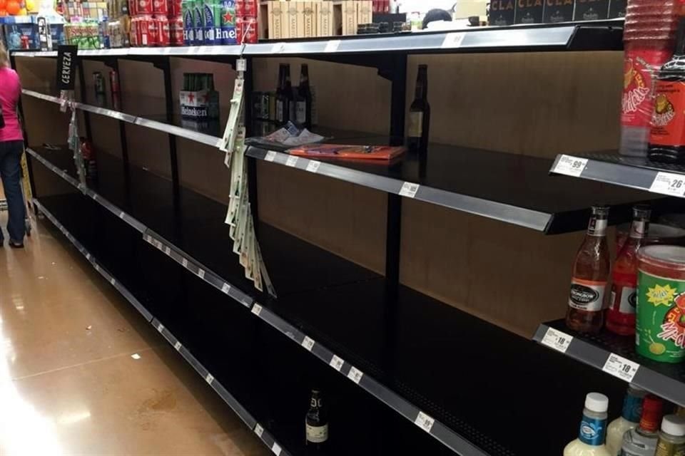 En algunas tiendas se está limitando la venta de cerveza a dos paquetes por persona