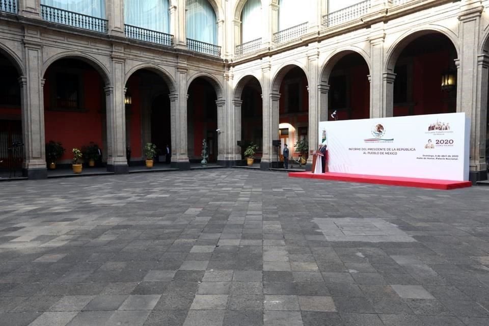 El Presidente López Obrador dio su informe desde Palacio Nacional.