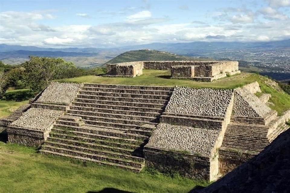 En el Día Internacional de los Monumentos y Sitios, Icomos México transmitirá este sábado un foro virtual donde se abordarán las problemáticas que enfrenta Monte Albán, en Oaxaca.
